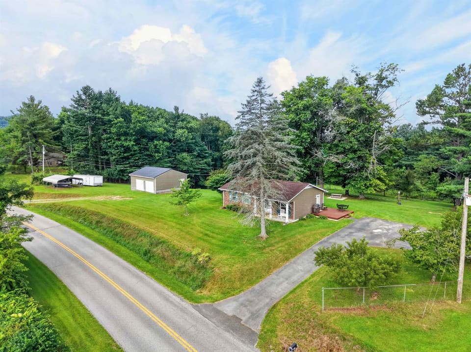 867 Switchback Road, photo 2 of 40