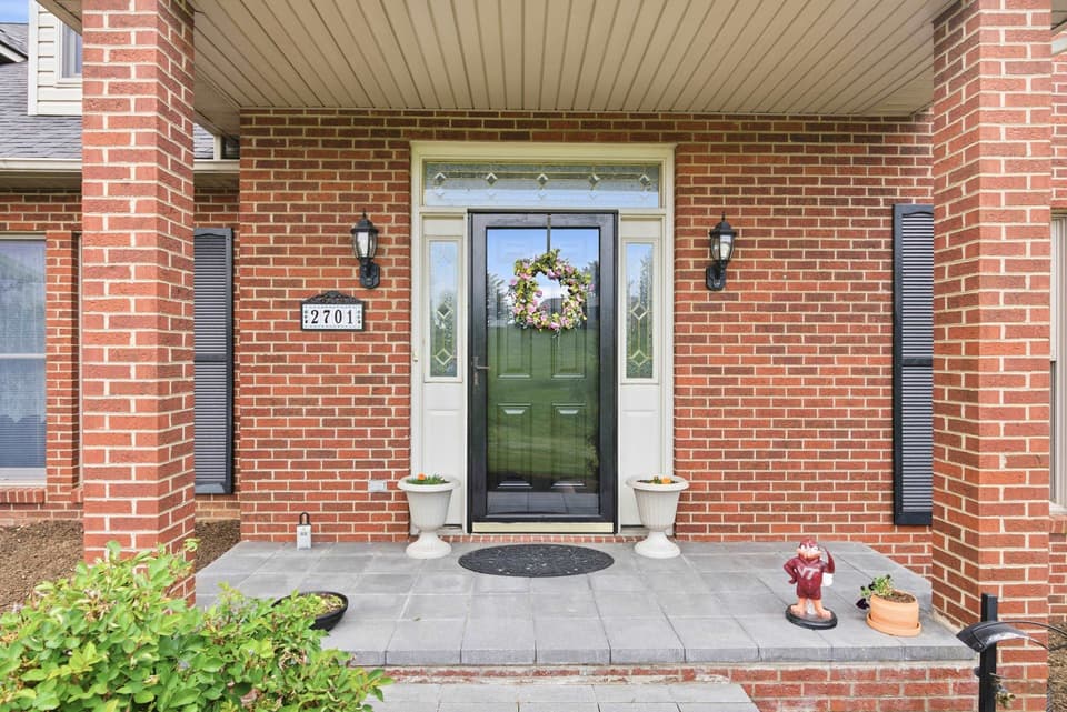 2701 Christiana Court, photo 4 of 40