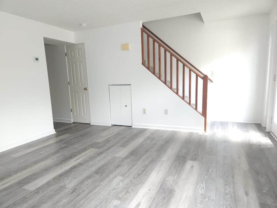 2594 Townhouse Street, photo 5 of 17