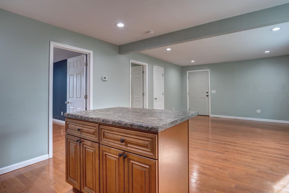 1215 Moose Drive, photo 11 of 28