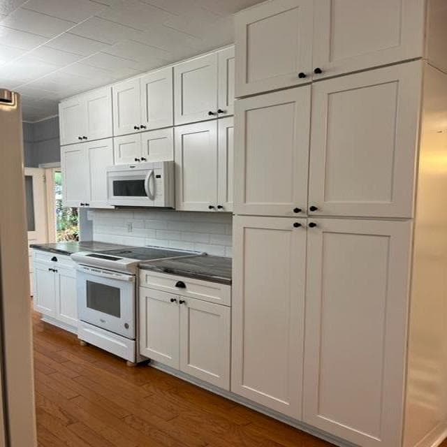 509 Lester Street, photo 2 of 24