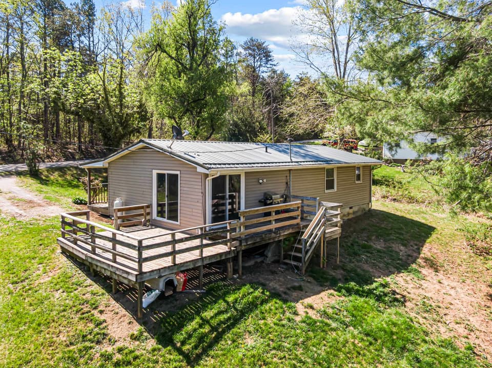 2274 Gingerbread Road, photo 4 of 39