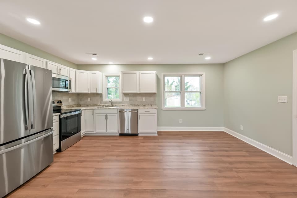 125 Boxwood Drive, photo 9 of 28