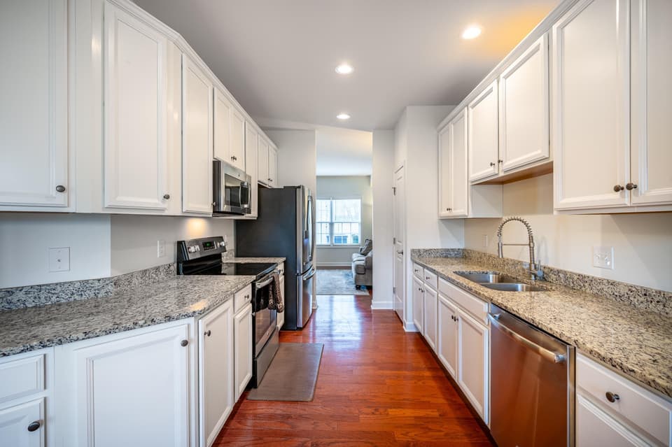 265 Phoenix Boulevard, photo 17 of 40