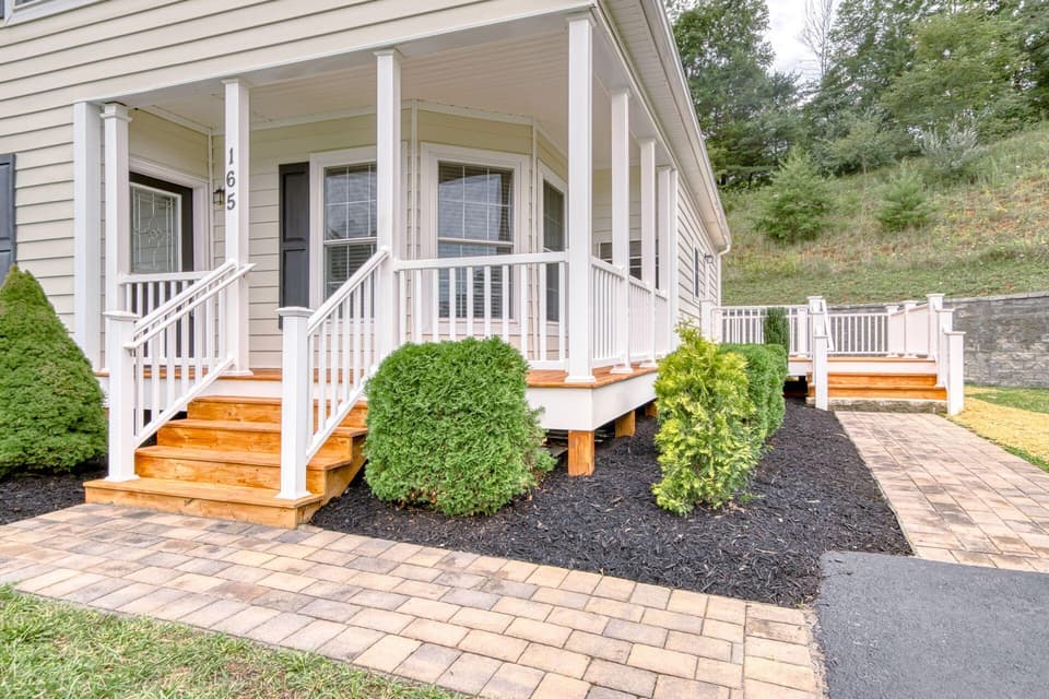 165 John Lemley Ln, photo 4 of 26