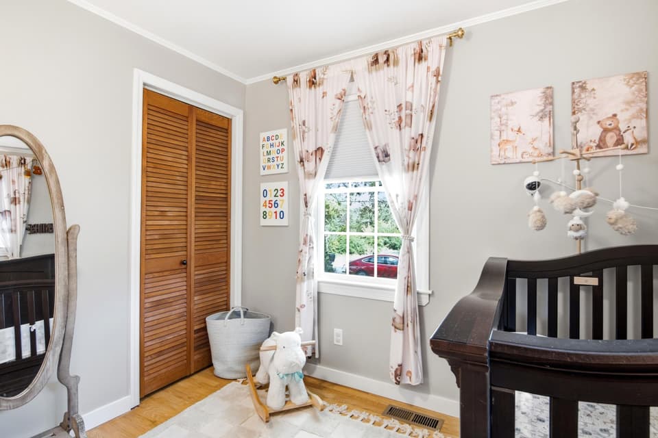 270 Haymaker Street, photo 18 of 35