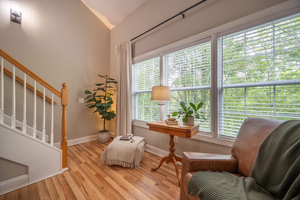 420 Tall Oak Boulevard, photo 11 of 40