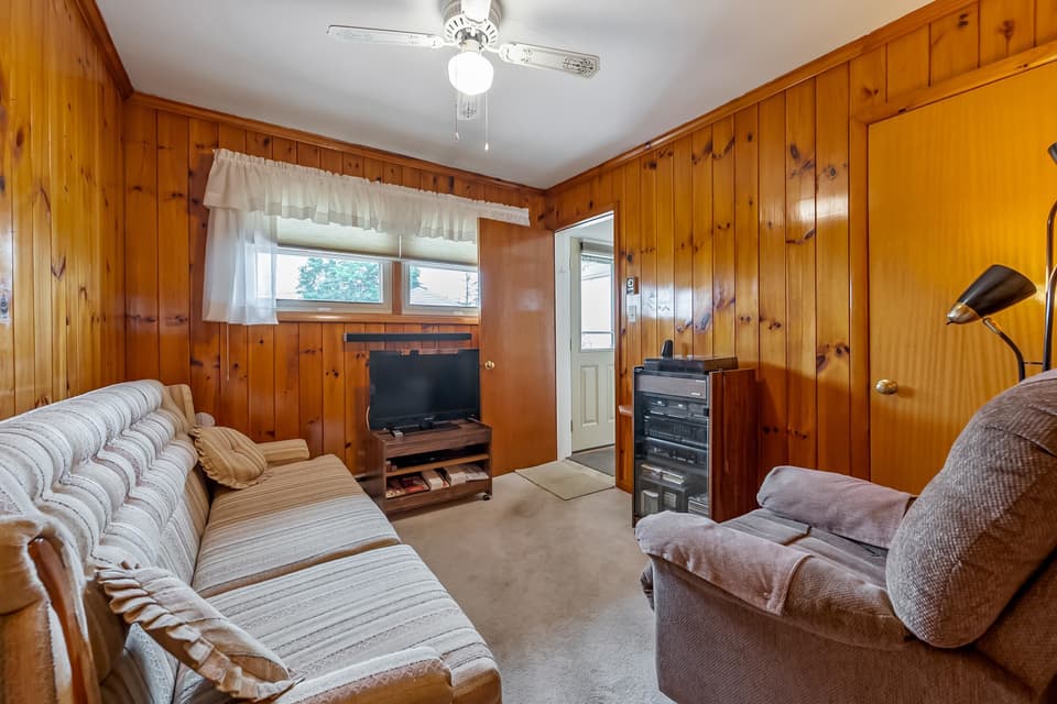 109 Longview Drive, photo 12 of 30