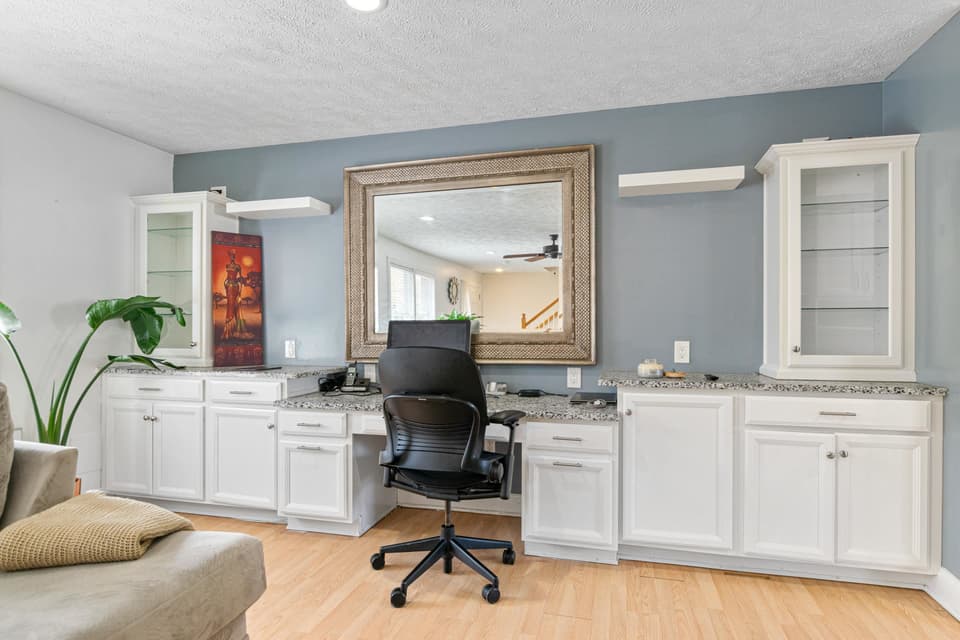 625 Tall Oak Boulevard, photo 10 of 40
