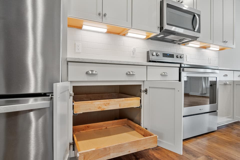 275 Hamilton Avenue NW, photo 13 of 40