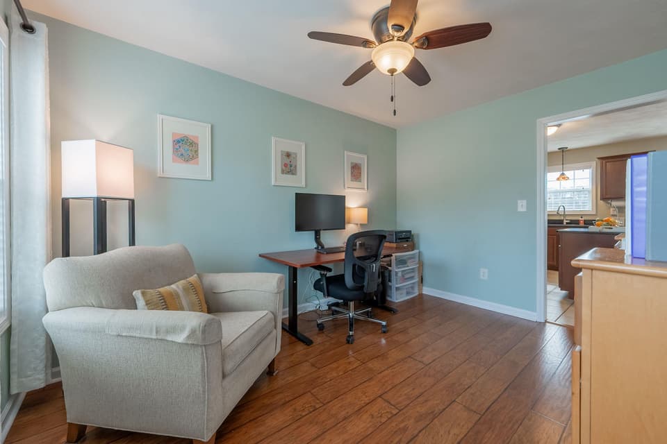 615 Keystone Drive, photo 13 of 40