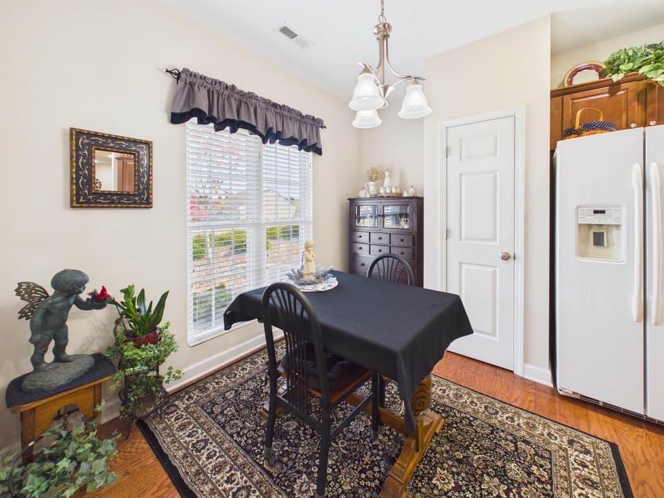 250 Vinnie Avenue, photo 14 of 40