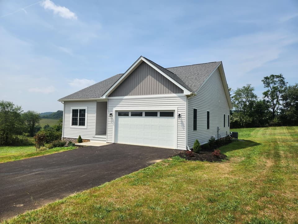 4205 Stanley Road, photo 3 of 37