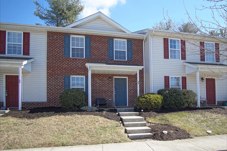 90 Salem Lane, photo 31 of 33
