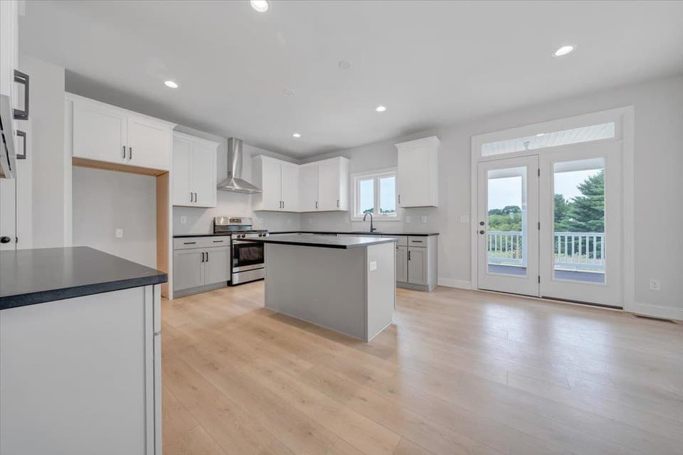 974 Round Meadow Drive, photo 22 of 40