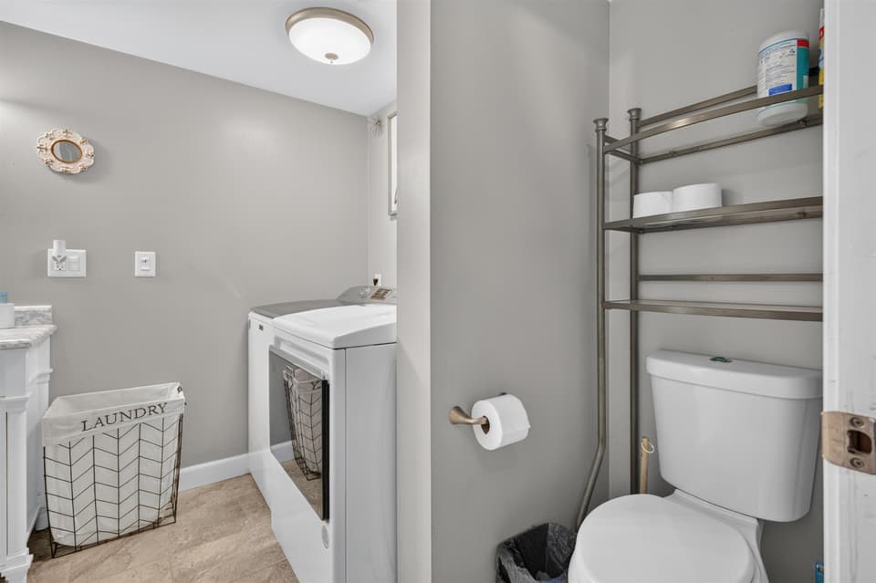 189 Pine Hollow Road, photo 34 of 40