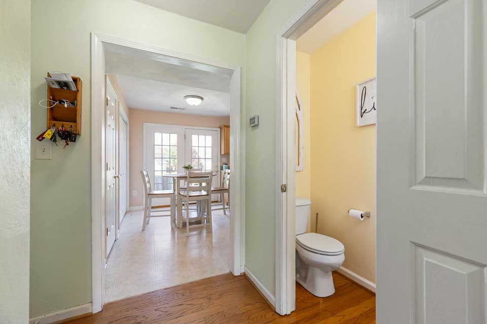 210 Berkshire Drive, photo 22 of 40