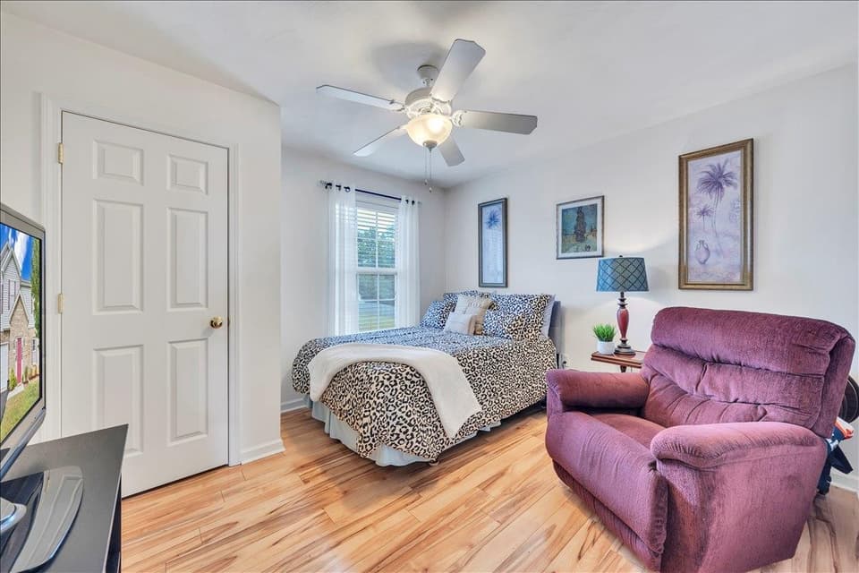 445 Chelsea Loop, photo 25 of 40