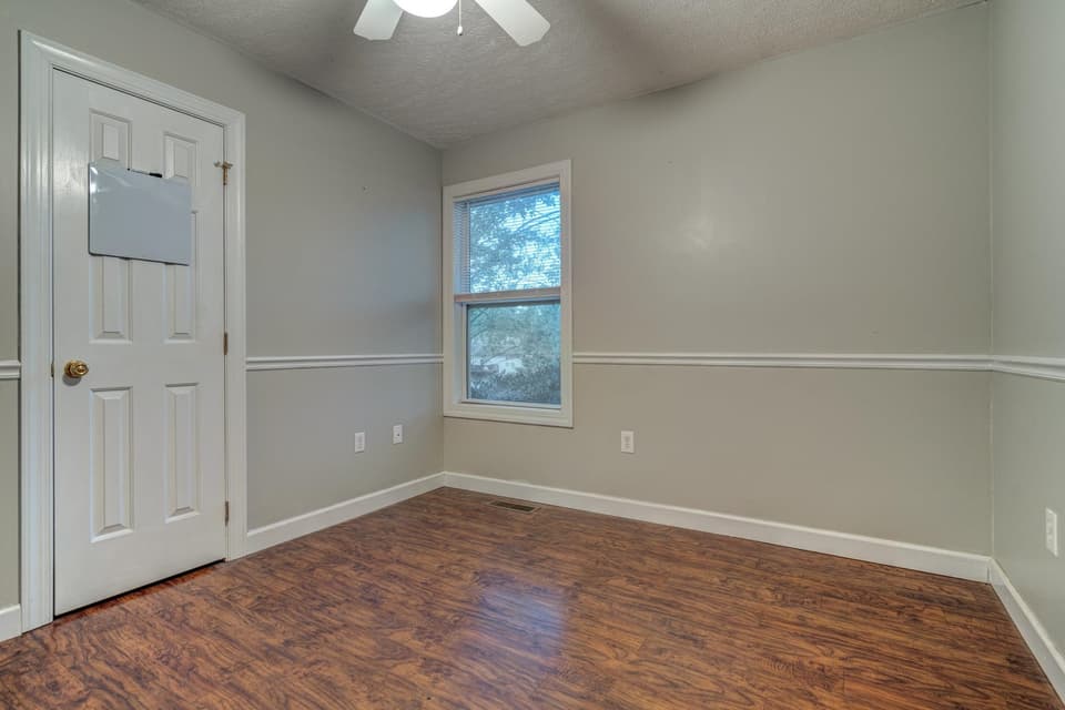 535 Capitol Way, photo 20 of 40
