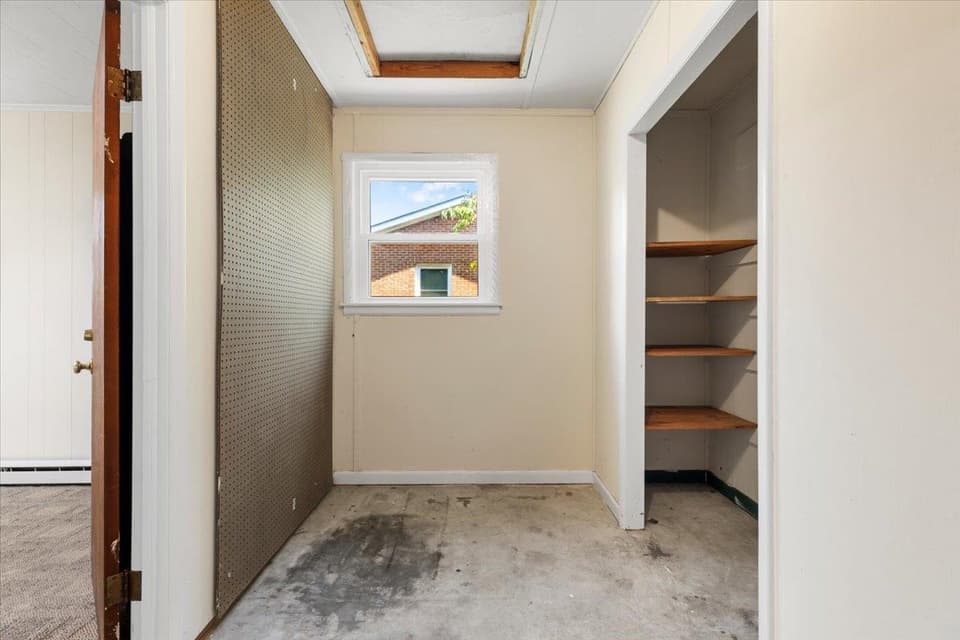 110 Rosehill Drive, photo 36 of 40
