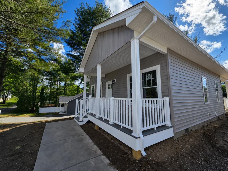 1155 Plum Street, photo 4 of 34