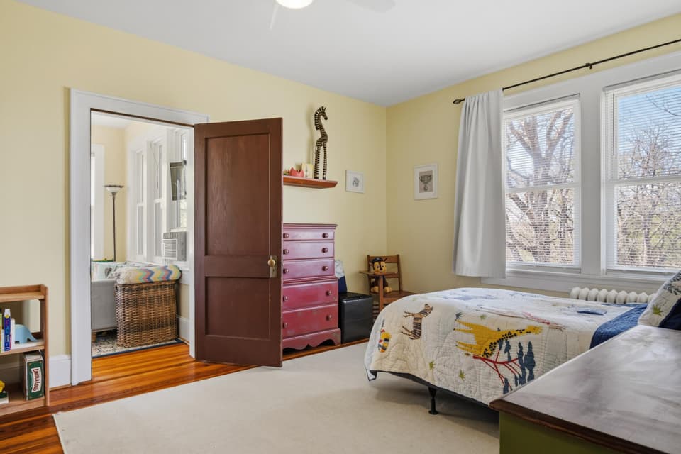 805 W Main Street, photo 31 of 40