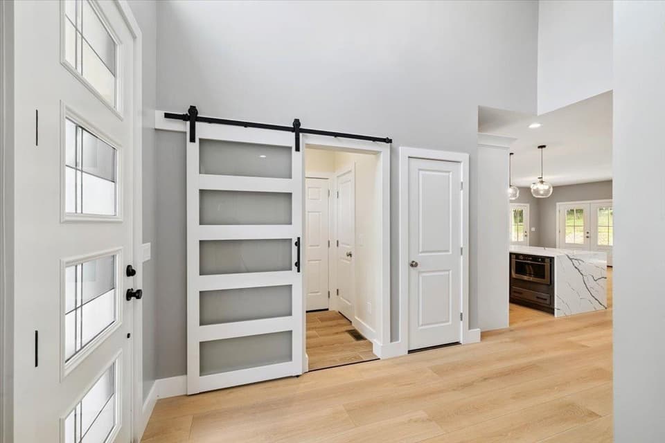 4480 Fairview Drive, photo 14 of 36