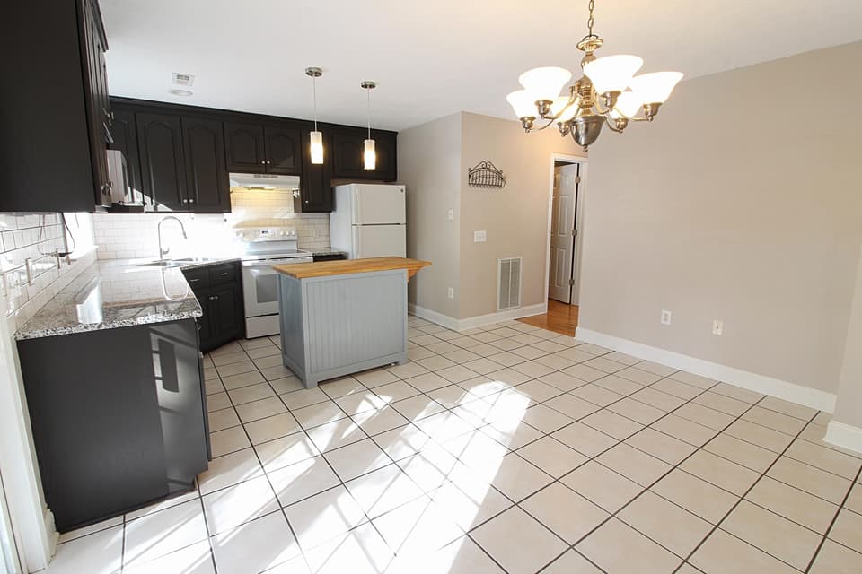 825 Collins Street, photo 7 of 38