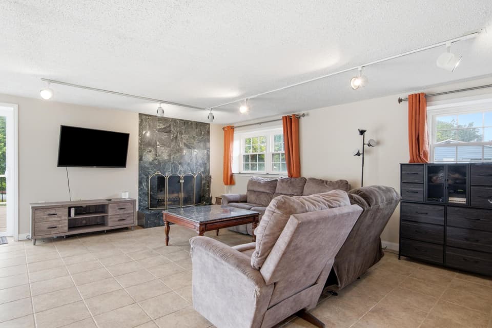 75 Walnut Drive NW, photo 24 of 40