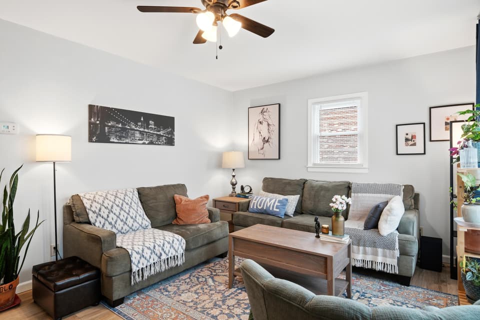 255 Fisher Street SE, photo 6 of 40