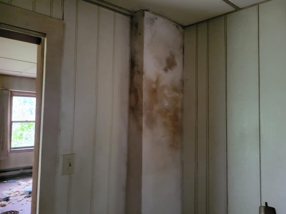 570 Schaeffer Drive, photo 11 of 24