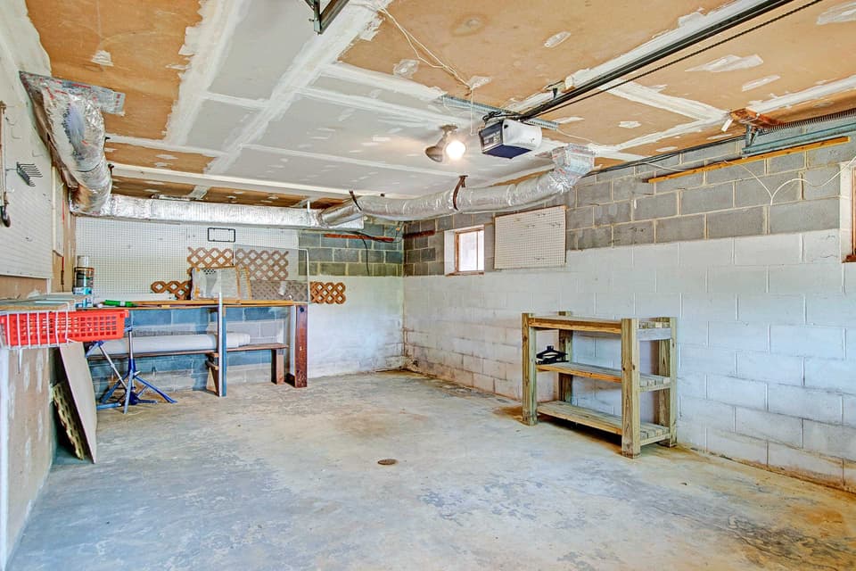 265 Clearview Drive, photo 32 of 40