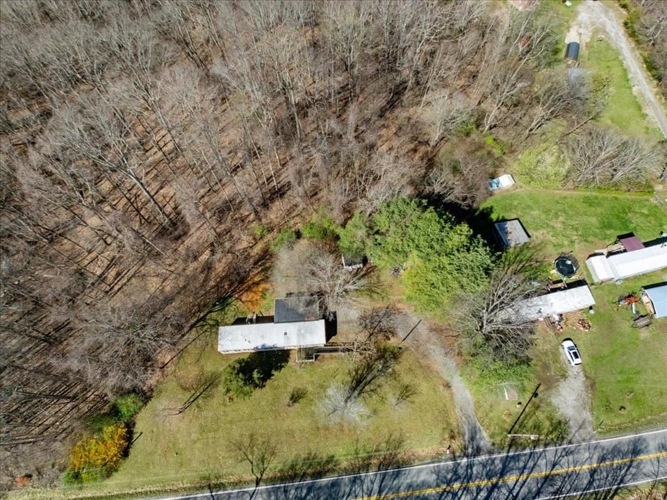 4820 Prices Fork Road, photo 3 of 12