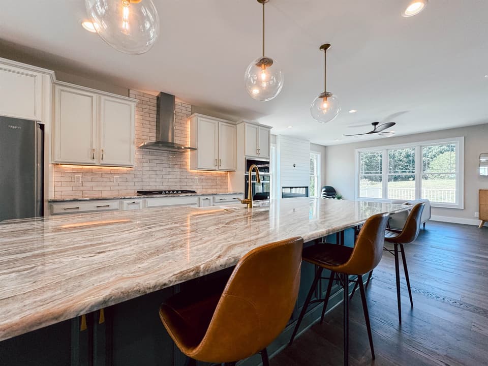 2335 Peakland Way, photo 7 of 40