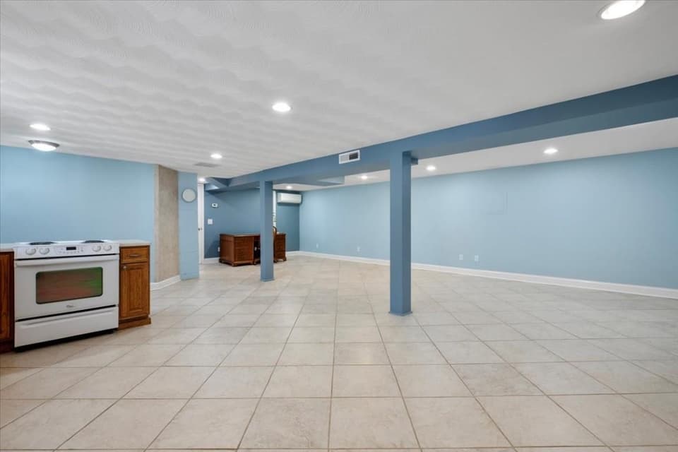 290 Kimball Lane, photo 32 of 40