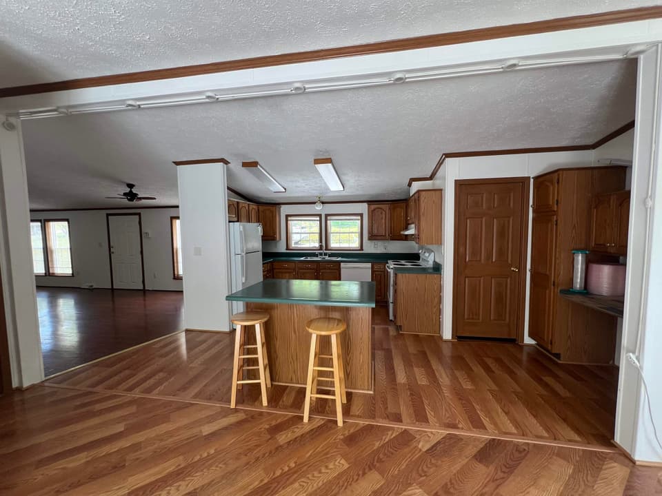 4212 Christie Lane, photo 5 of 28
