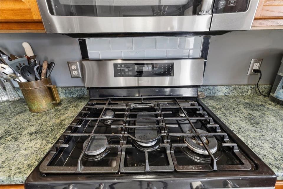205 Tall Oak Boulevard, photo 11 of 40