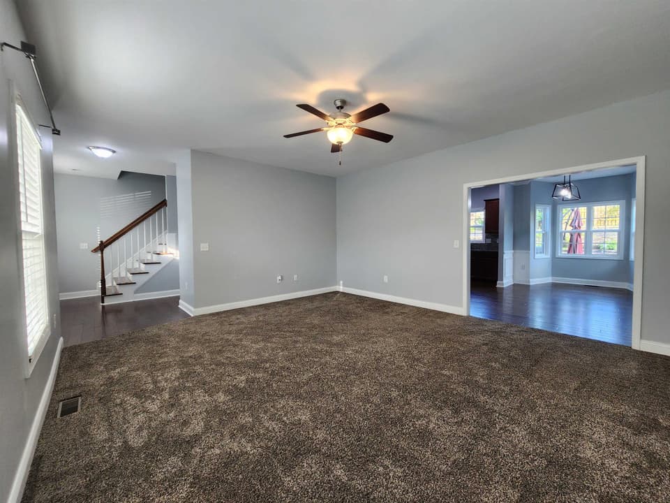 190 Aldwych Avenue, photo 4 of 40