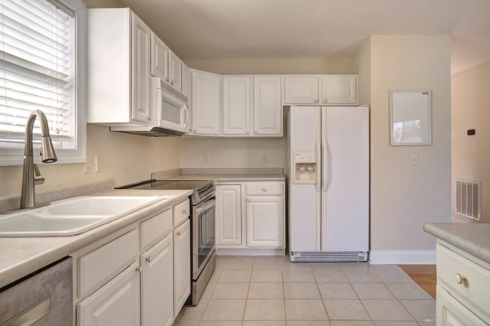 185 Blue Leaf Drive, photo 26 of 40