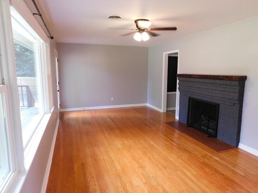 75 Almetta Avenue, photo 12 of 38