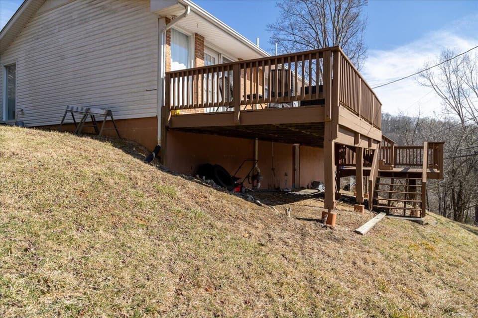 375 Mt Pleasant Rd SE, photo 35 of 40