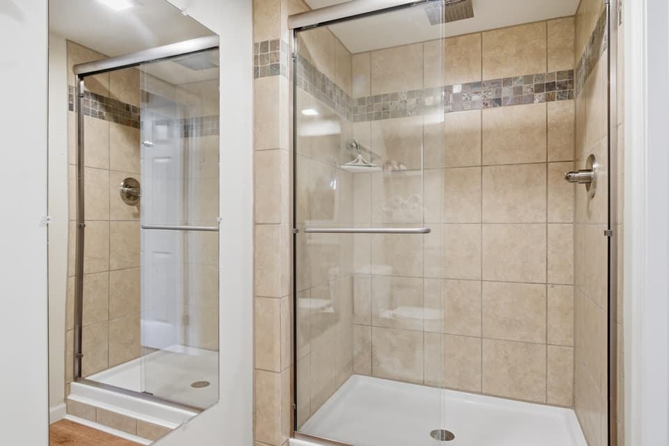 380 Clearview Drive, photo 27 of 40