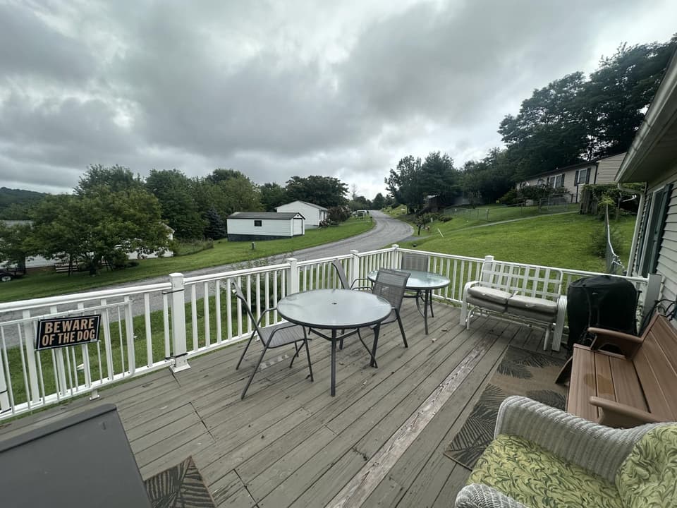 3301 Springview Drive, photo 5 of 32