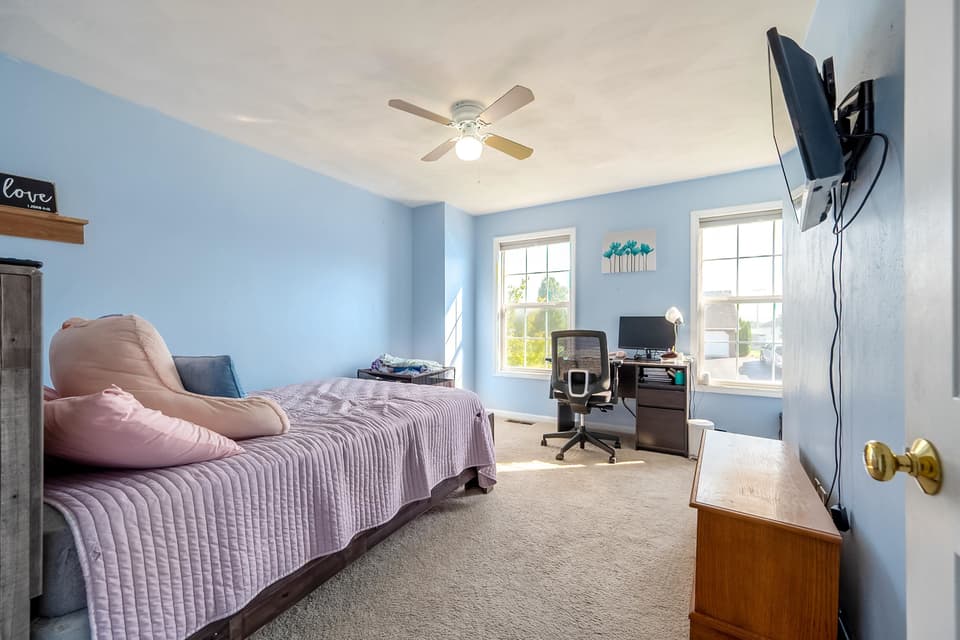 210 Berkshire Drive, photo 31 of 40
