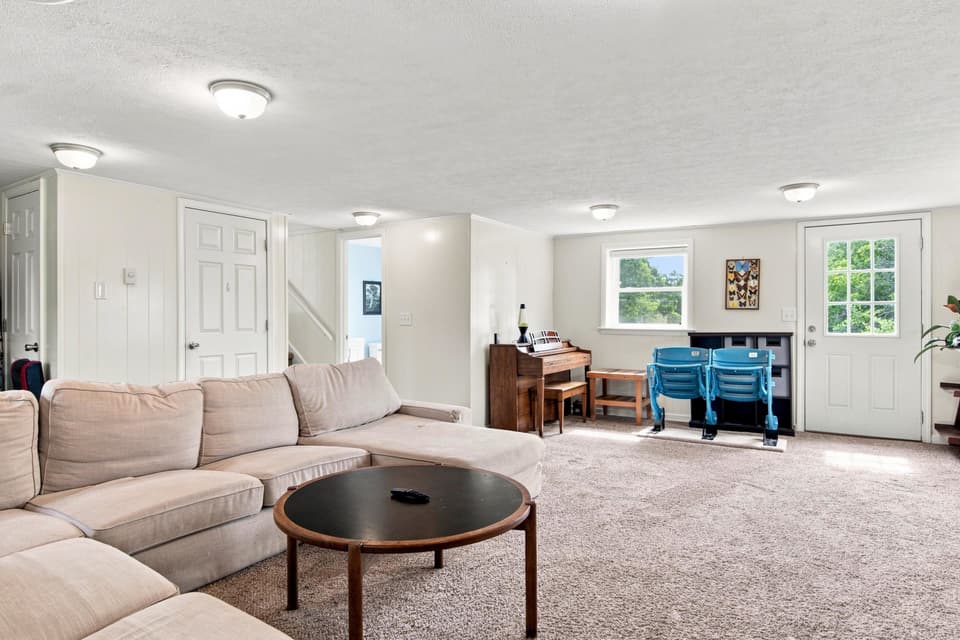 325 Cheverly Drive, photo 30 of 40