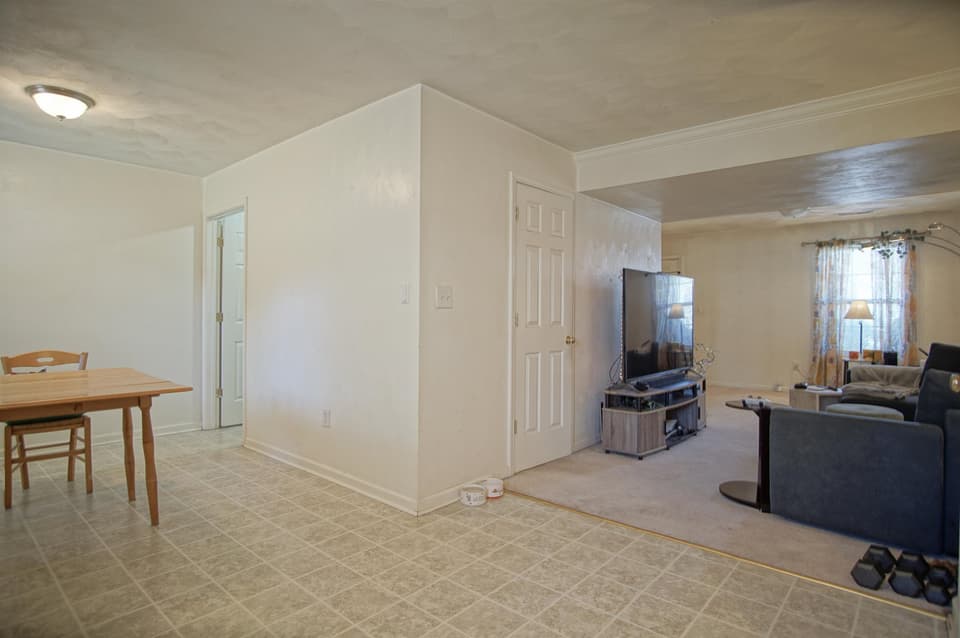 80 Salem Lane, photo 17 of 32