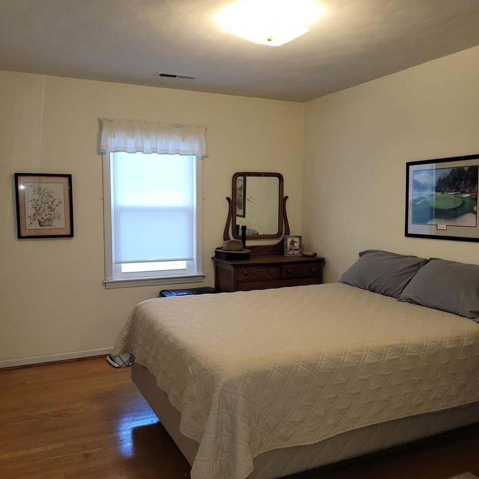 350 Hickory Drive, photo 18 of 31
