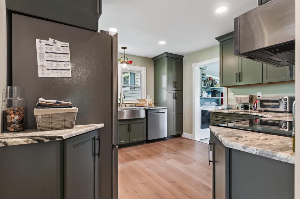 1220 Cambria Street NE, photo 22 of 40