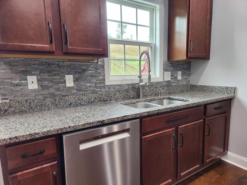 190 Aldwych Avenue, photo 7 of 40