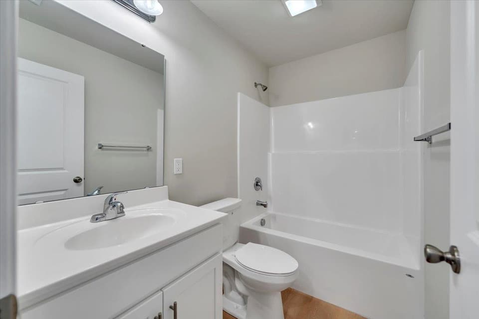 1545 Kensington Way, photo 35 of 38